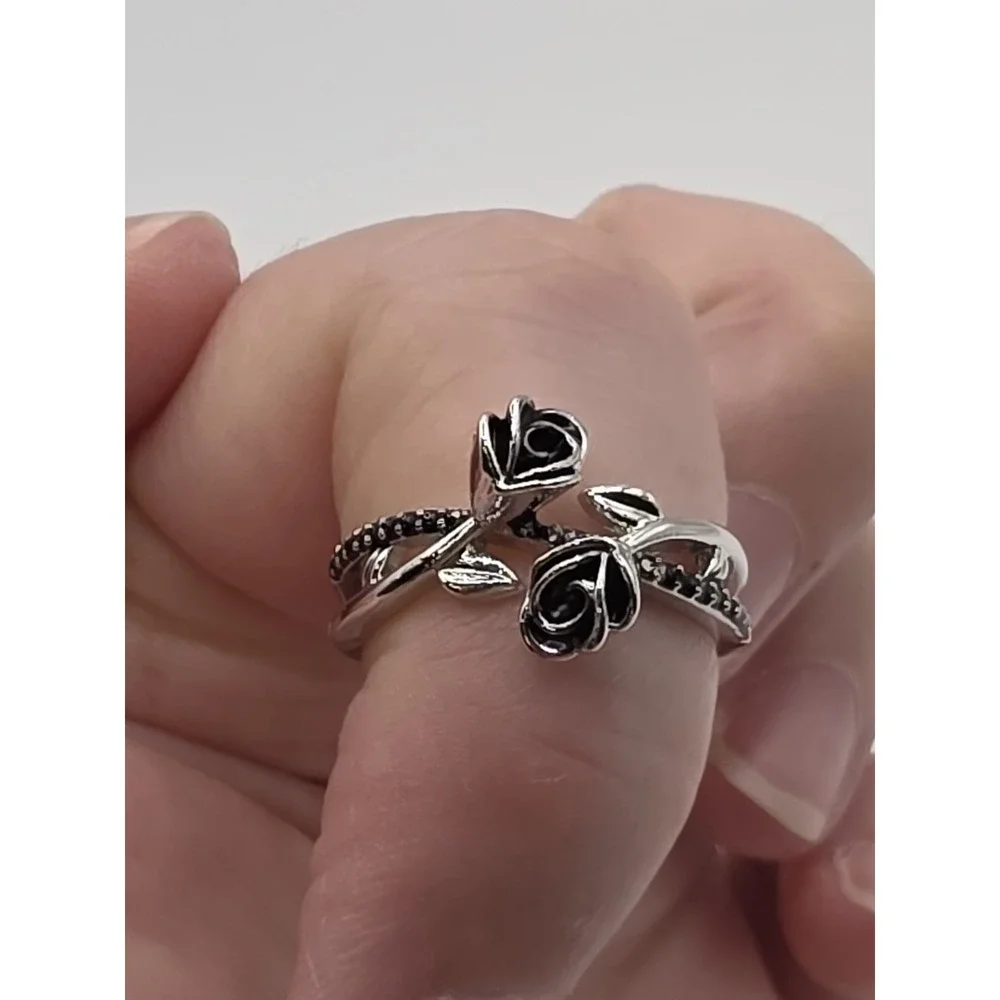 Double Rose Silvertone Ring Size 7